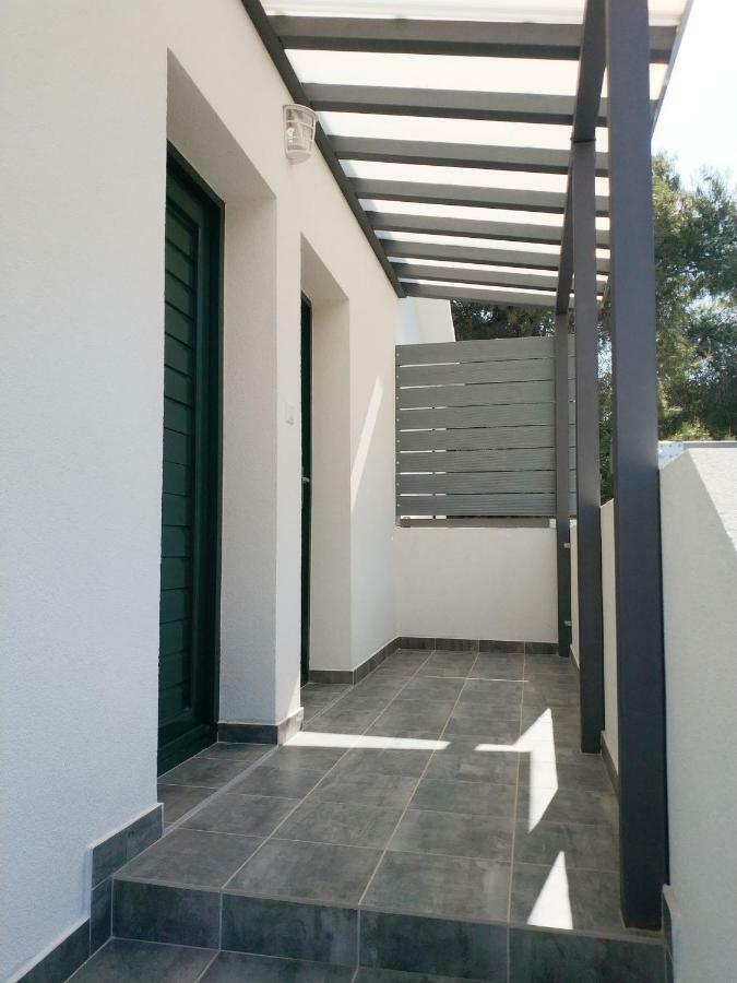 Apartments More วิส ภายนอก รูปภาพ